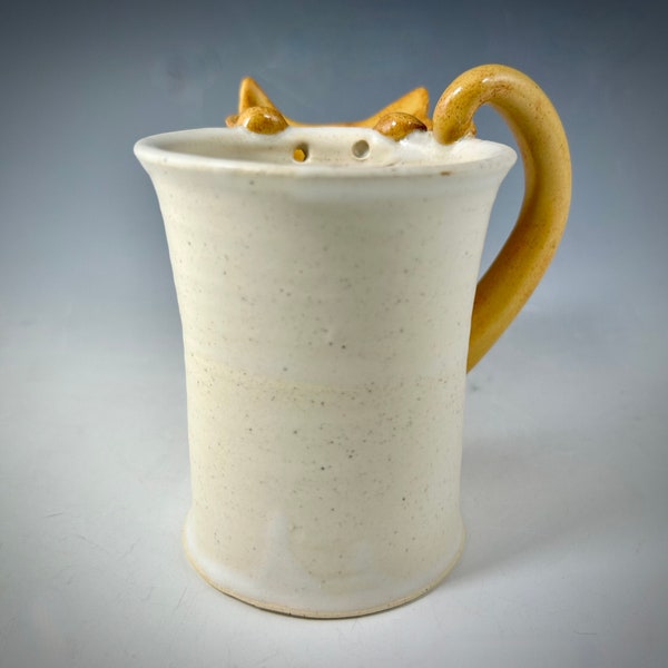 Kitty Tea Mug with Tail Handle and Kitten Teabag Holder, Gold and White Tea Cup with Teabag Holder, Unique Handmade Tea Cup for Cat Lovers.