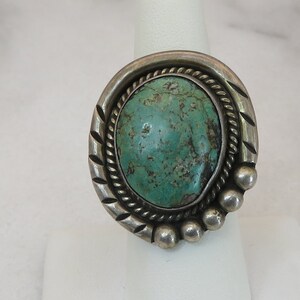 Vintage Navajo Sterling Silver Turquoise Ring sz 7.