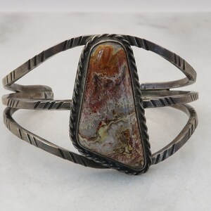 Vintage Navajo Sterling Silver Agate Cuff Bracelet Signed.