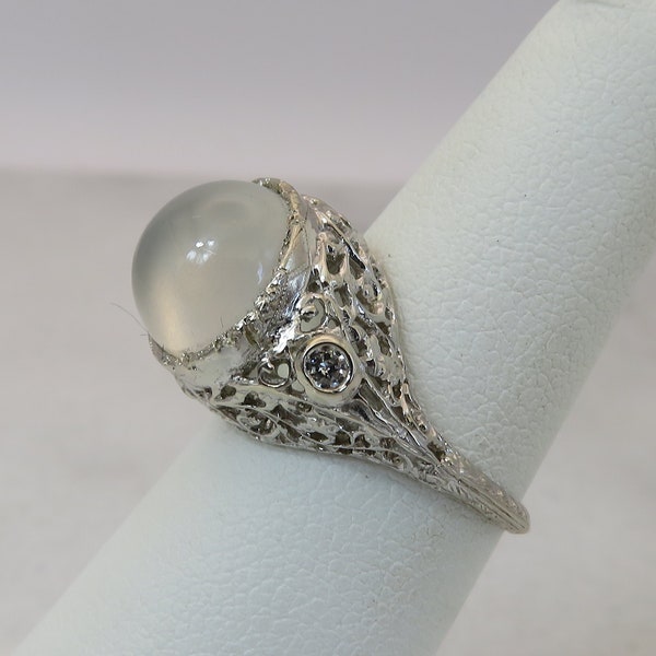 Art Deco 14k White Gold Diamond Moonstone Ring Size 6.25.