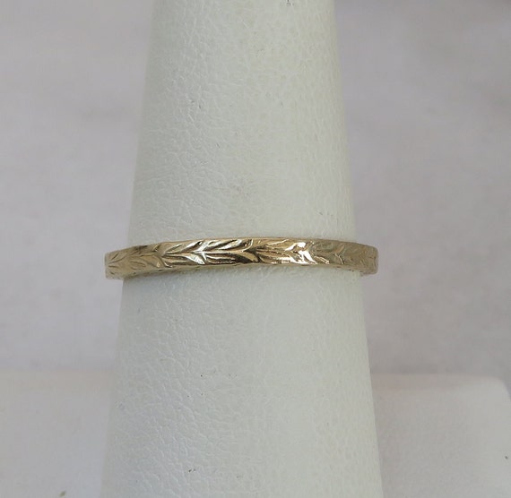 Vintage Na Hoku 14k Band Ring sz 8. - image 1