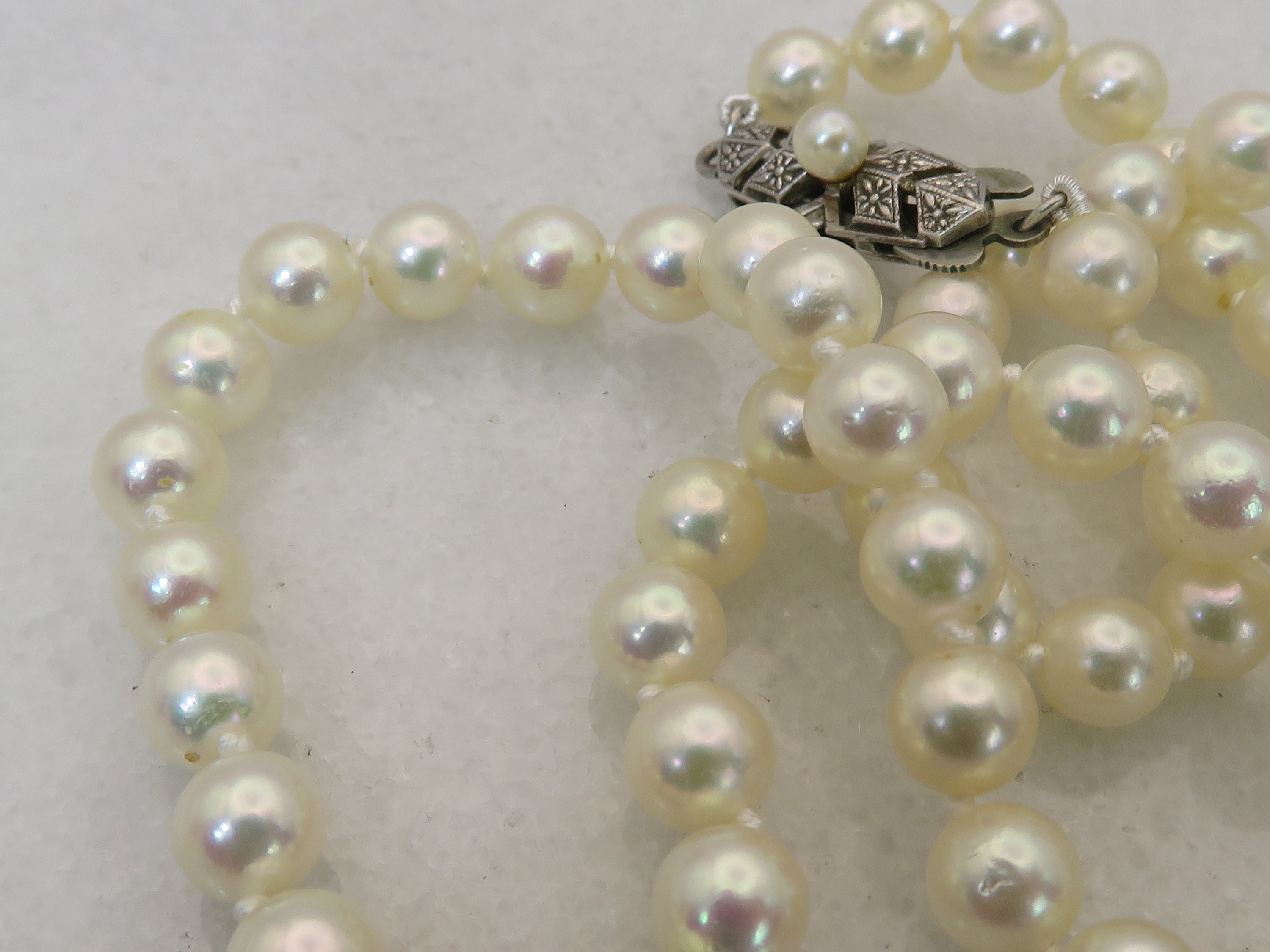 Vintage Mikimoto Pearl Strand Graduated 16.5 Inches Necklace