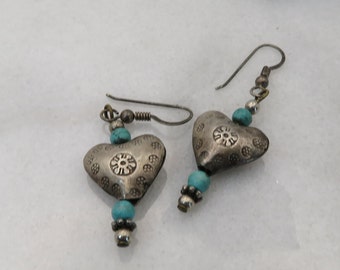 Vintage Navajo Sterling Silver Turq Heart Earrings.