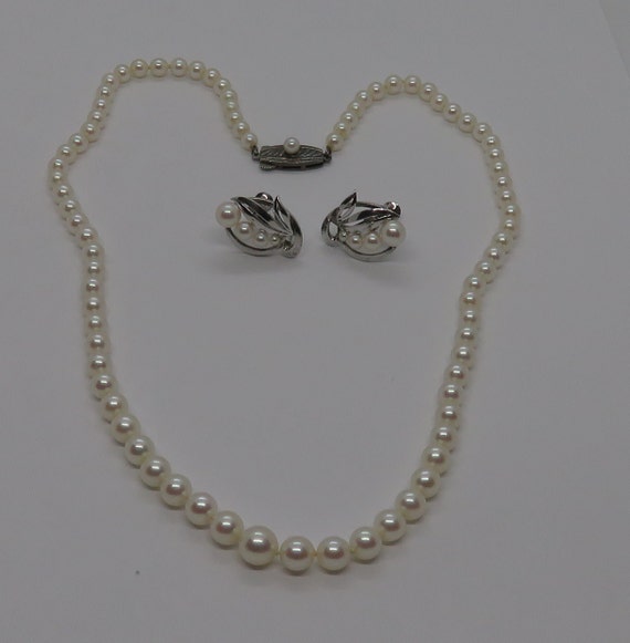 Vintage Mikimoto Pearl Strand Graduated 19 inchs … - image 3