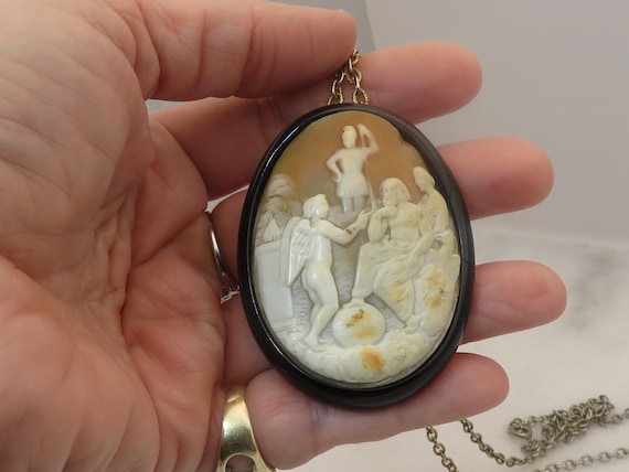 Antique Shell Cameo Pendant Necklace Asis. 1880.s