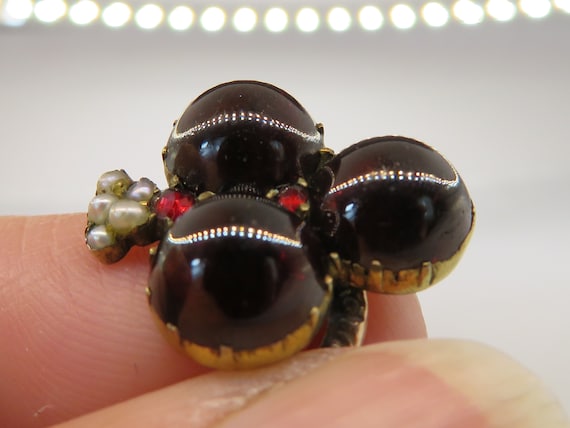 Antique 14k Garnet Clover Seed Pearl Ring size 6.… - image 2
