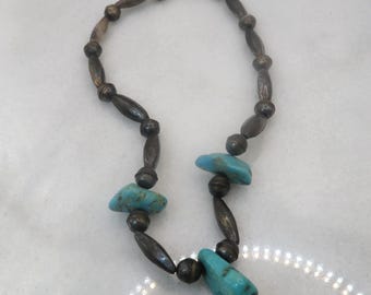 Vintage Navajo Sterling Silver Turquoise Chunks Necklace. 16 inchs.