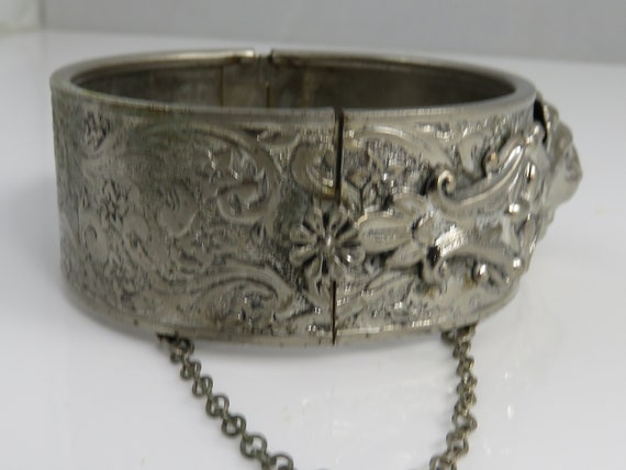 Antique Vintage  Silver Tone Lion Face Bangle Bra… - image 5