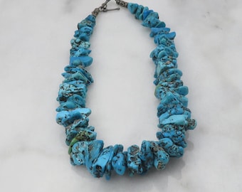 Vintage Navajo Sterling Silver Turquoise Chunks Necklace. 18 inchs.