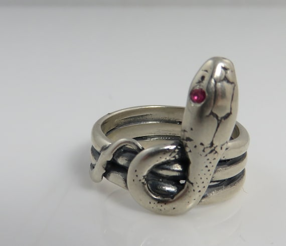 Vintage Sterling Silver Ruby Snake Ring Band sz 5… - image 1