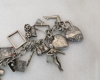 ヴィンテージ アンティーク チャーム ブレスレット。44 グラム