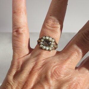 14k Antique Ring Yellow Gold Memorial Hair Band. sz 7. Dated 1825 bild 9