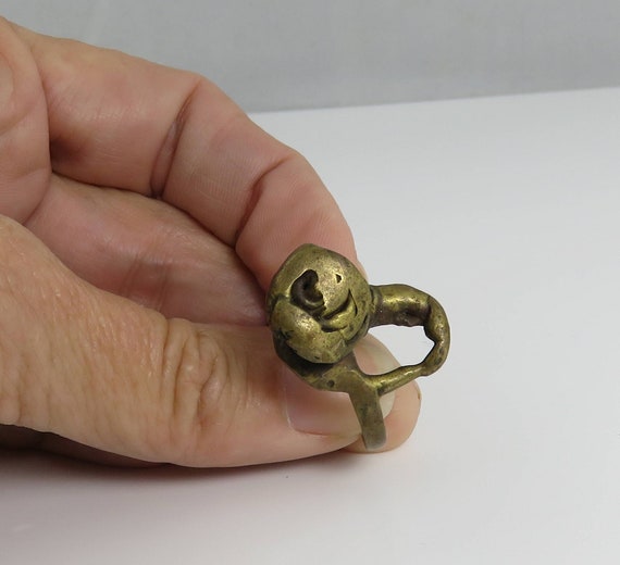 Vintage  Brutalist Brass Modernist Studio Ring. - image 1