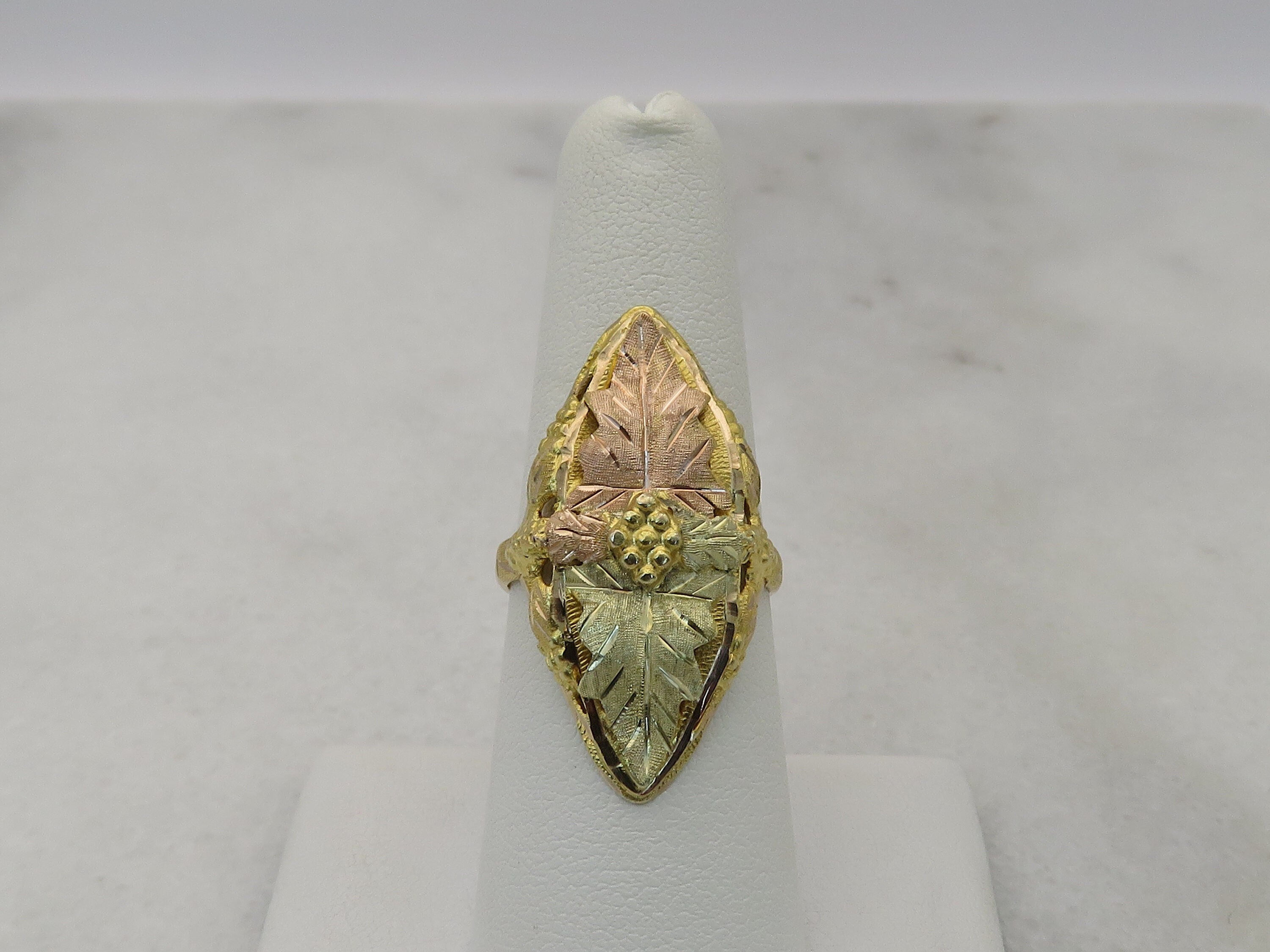 Vintage 10k Black Hill Gold Huge Ring size 7.25.
