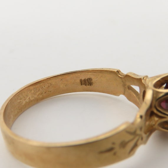 Antique 14k Yellow gold Garnet Ring. sz 5.25. - image 7