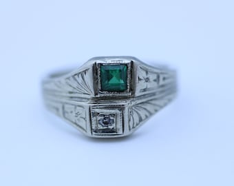 Art Deco 14k White Gold Emerald Diamond Band  Ring Pinky Midi sz 1.25.