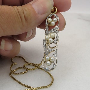 Art Deco 18k Diamond Pearl Pendant Necklace.