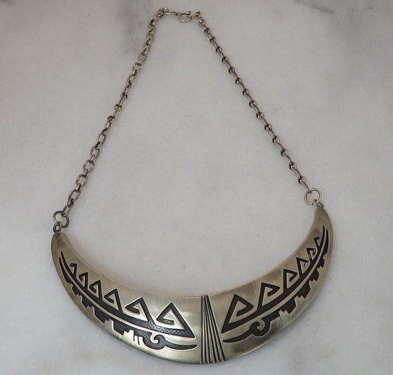 Vintage Navajo Sterling Silver Choker Necklace. - image 1