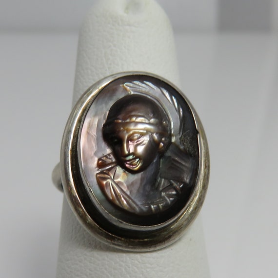 Vintage Cameo Abalone Shell Sterling Silver Ring. - image 1