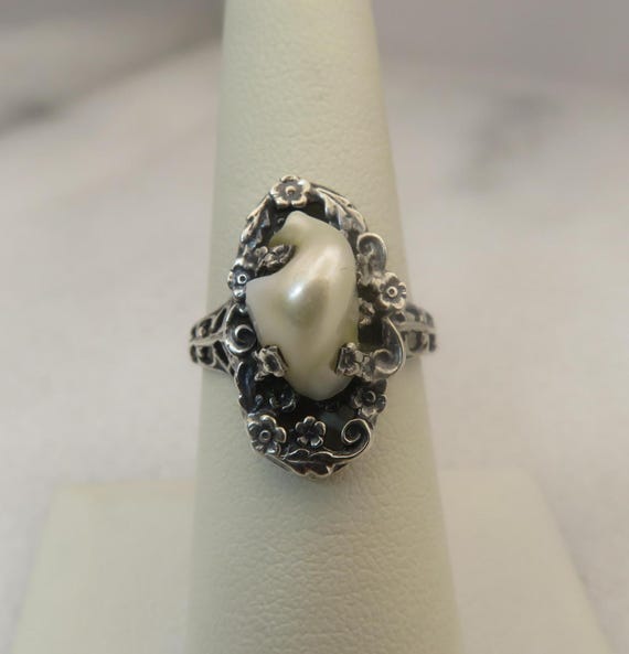Art Deco Sterling Silver River Pearl Ring. sz 7.