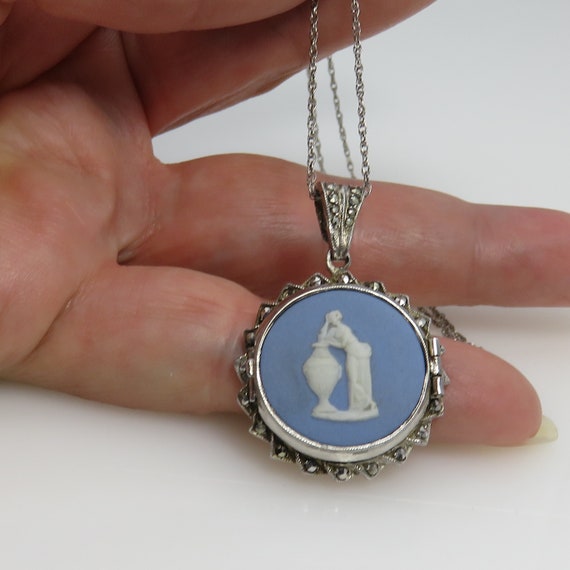 Estate Antique Sterling Silver Jasper Locket Pendant Necklace.