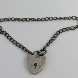 Victorian Sterling Silver 1900&#39;s Bracelet Lock Deisign.