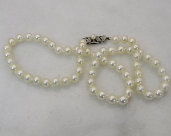 Vintage Mikimoto Pearl Strand Graduated 16.5 Inches Necklace