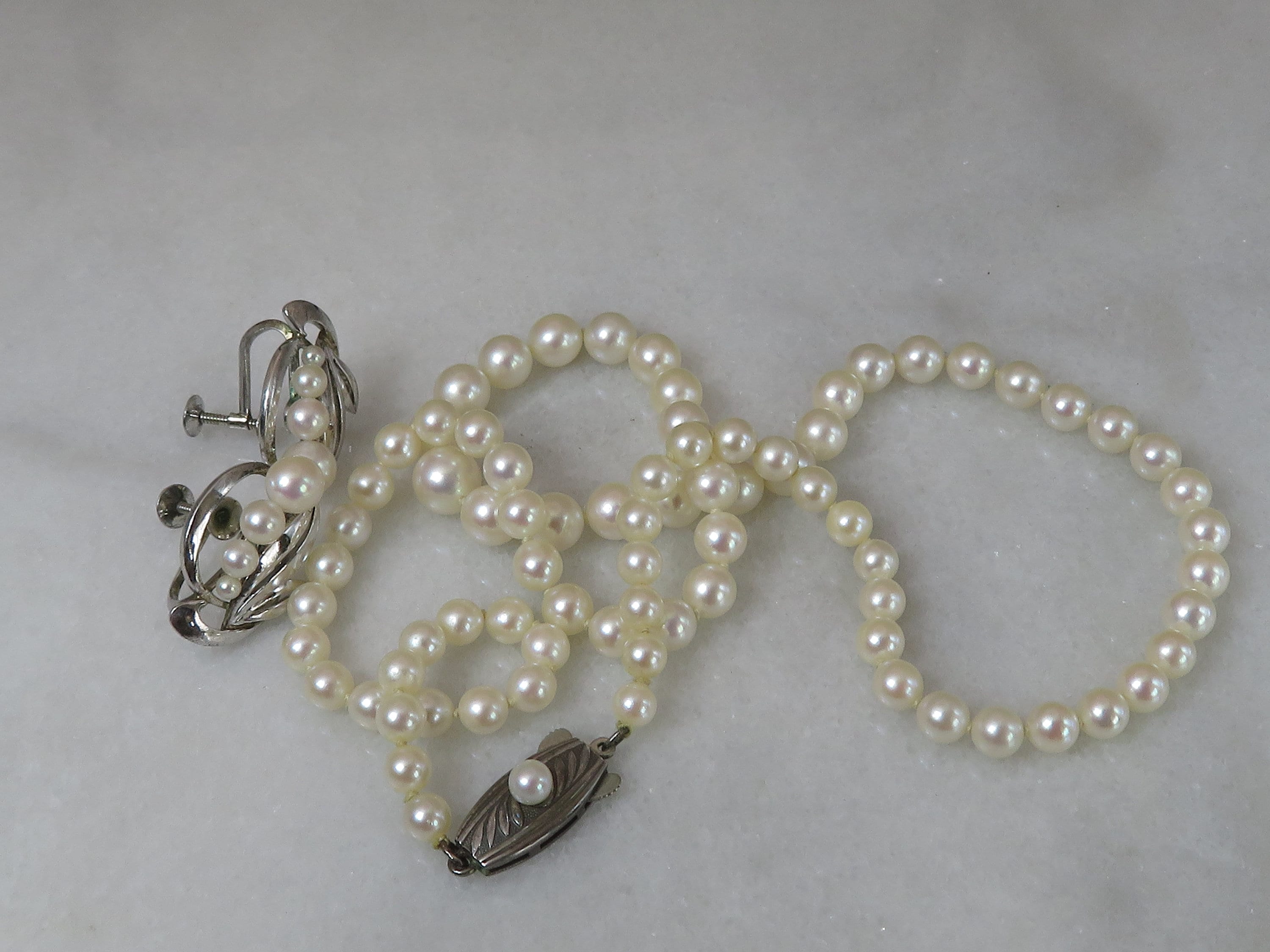 Vintage on sale mikimoto clasp