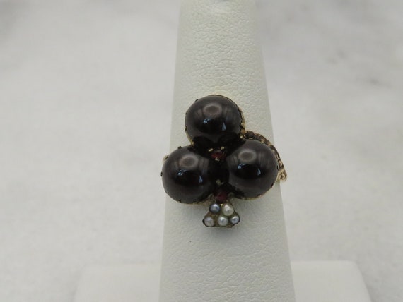 Antique 14k Garnet Clover Seed Pearl Ring size 6.… - image 3