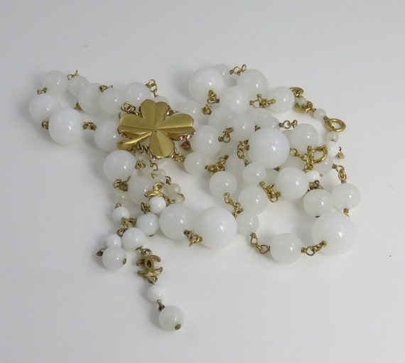 Vintage Chanel CC Clover Poured Glass Belt Necklace. - Etsy display picture 3