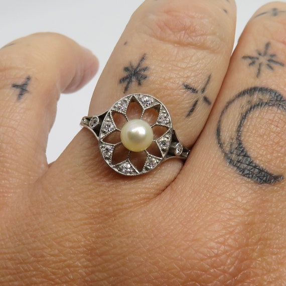 Edwardian Platinum Pearl Diamond Ring sz 6. - image 2