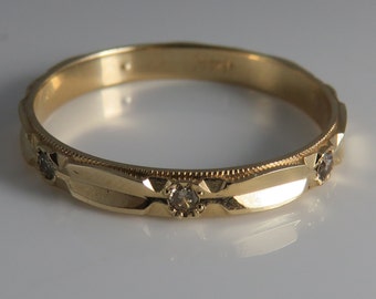 Vintage 14k Gold Diamond Band Ring. sz 9
