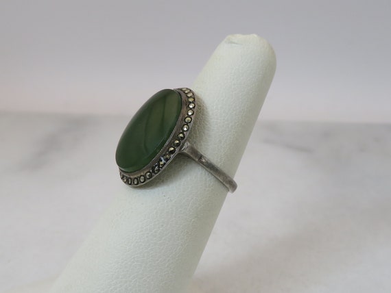 Art Deco Sterling Green Quartz Marcasite Ring sz … - image 2