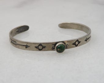 Vintage Navajo Sterling Silver Turquoise Cuff Bracelet Fred Harvey Era. small womans fit