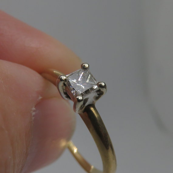 Estate 14k Princess Cut Diamond Ring 0.25.