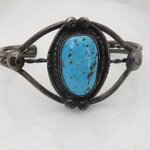 Vintage Navajo Sterling Silver Turquoise Cuff Bracelet Fred Harvey Era.
