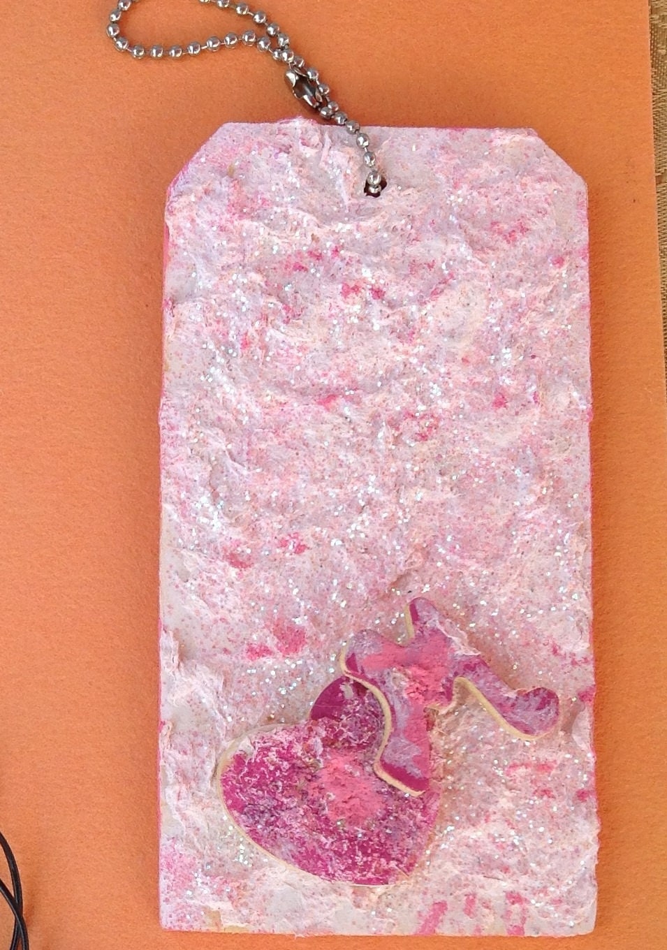 key chain 2d pink paint wooden hearted key chain,handmade artistic