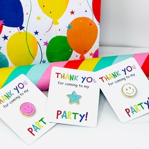 Fun Smiley Face Pin Badge, Star Face Pin Badge, Happy Face Badge, Party Favour, Children&#39;s Party Bag, Kids Badge, Enamel Pin Badge