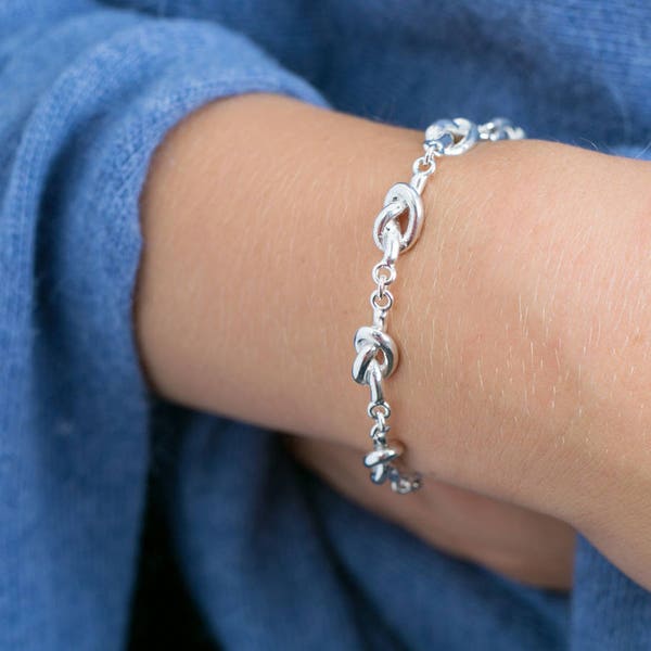 Friendship Knot Sterling Silver 925 Chain Bracelet, friendship Gift, Best Friends Gift, Soulmates Gift, Special Friend, Forever Friends