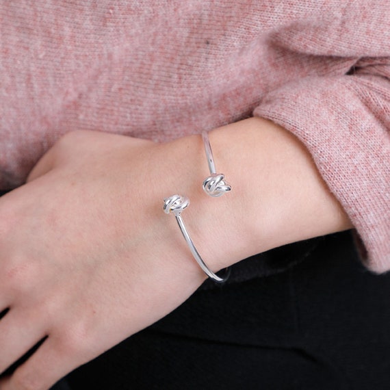 Friendship knot bangle discount