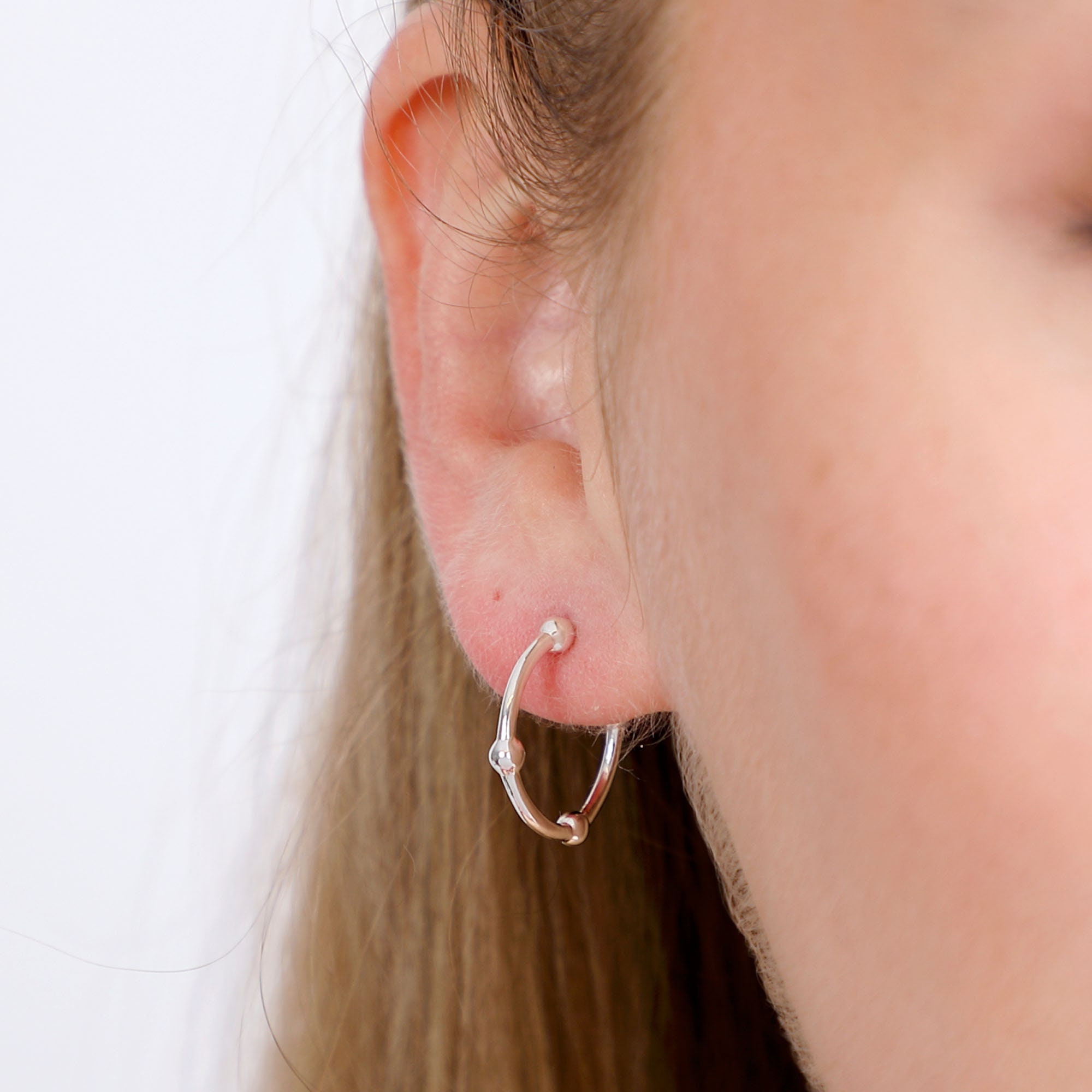 【日本未入荷】Small Logo Hoop Earring Silver  テルファー Small Logo Hoop Earring - Silver