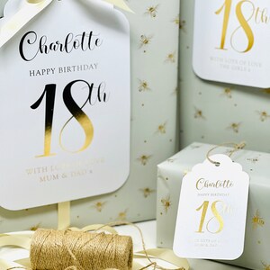 Goldfolierter Jumbo, großer und standardmäßiger personalisierter Geschenkanhänger, personalisierte Geschenkanhängerkarte für jedes Geburtstagsalter Bild 1