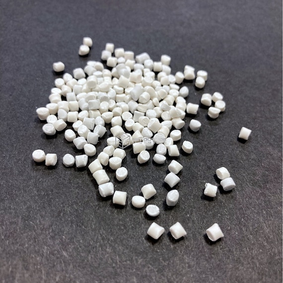 Heavy White Plastic Pellets