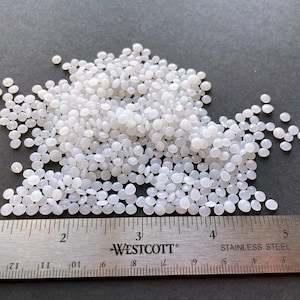 Light Plastic Poly Pellets for Craft Projects and Weighted Blankets - 4, 5, 8, 10, 13, 17, 34, 45 lbs Bild 2