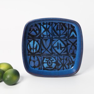 Vintage Danish Modern square bowl by Nils Thorsson for Royal Copenhagen produced in the 1960s  from the BACA line.
