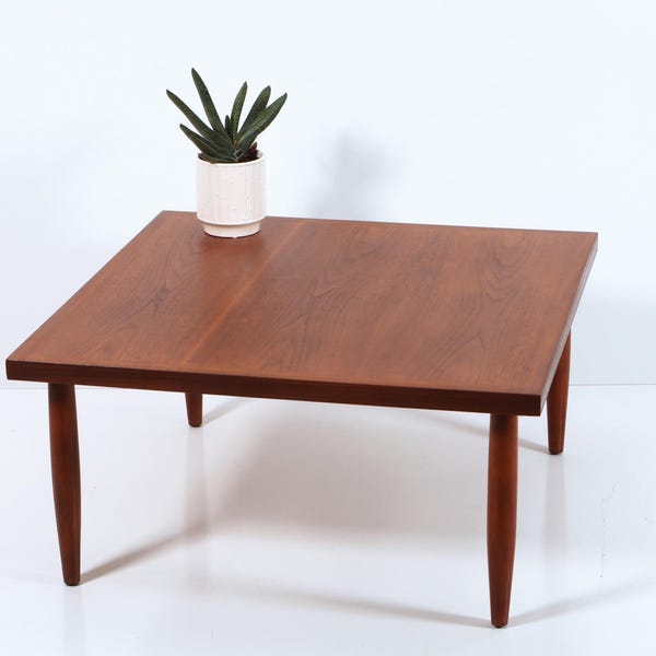 Vintage Mid Century Modern American of Martinsville Square Walnut Corner Table Coffee Table