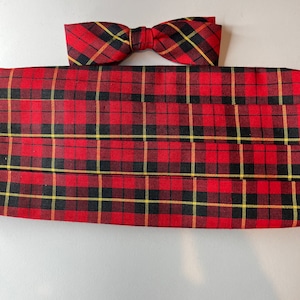 Vintage 1960’s - 1970’s  Bow Tie and Cummerbund Size S/M