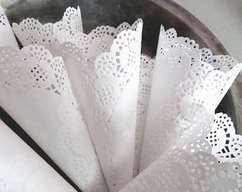 25 Wedding Petal Cones - Paper Cone - Petal Cone - Lace Paper - Wedding Confetti Cone - Wedding Paper Cone - Wedding Cone