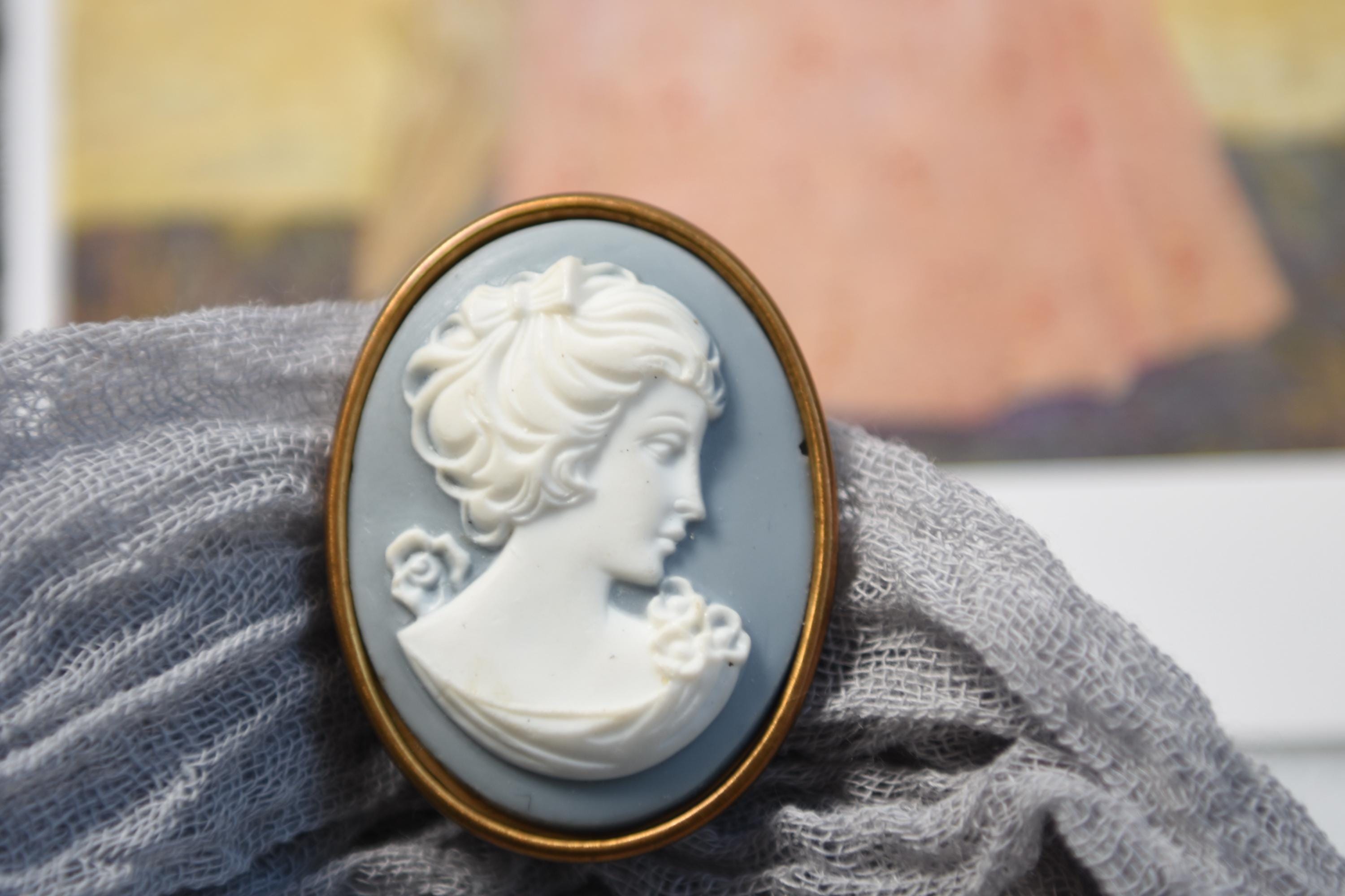 Broche Camée Gris Bleu – Acier Et Strass Cristal – Bijou Femme – NEUF