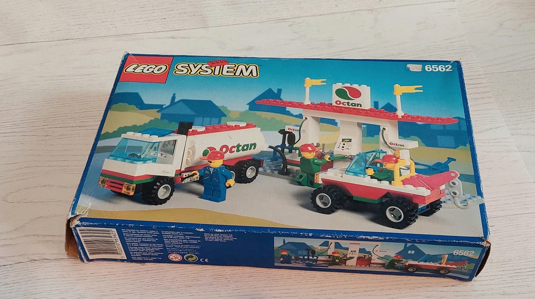 Vintage Lego System Octan Gas Stop/petrol Station Set 1995
